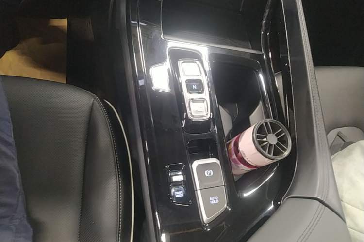Used Hyundai Custo 2021 270TGDi Prestige LUX Gear Lever