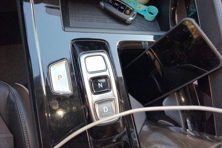 Used Hyundai Custo 2021 270TGDi Prestige LUX Gear Lever