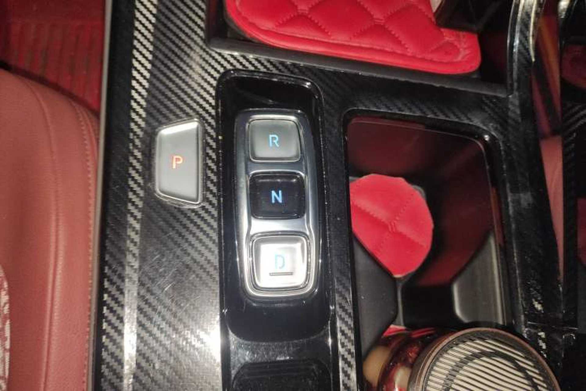 Used Hyundai Custo 2021 270TGDi Prestige LUX Gear Lever