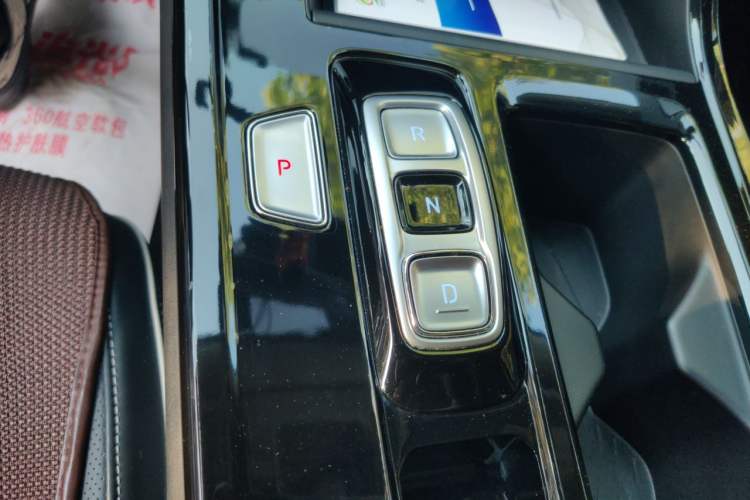 Used Hyundai Custo 2021 380TGDi Smart Love Flagship Edition TOP Premium Gear Lever