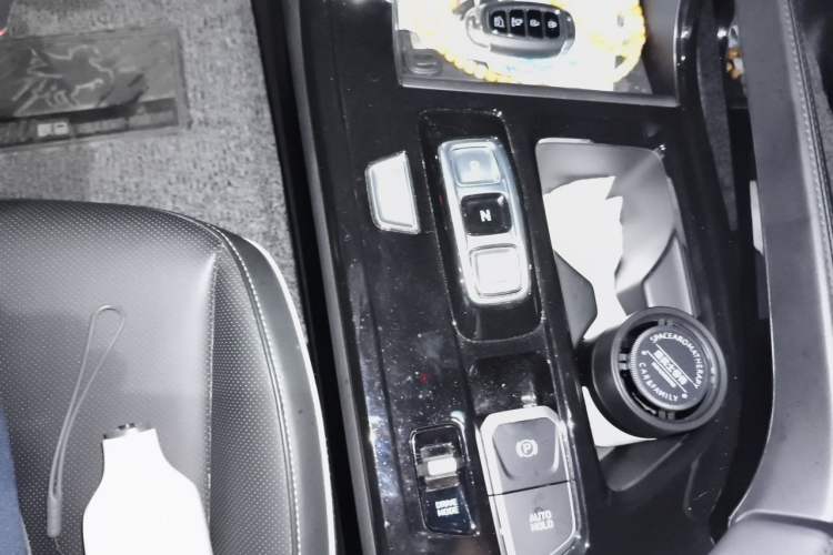 Used Hyundai Custo 2021 270TGDi Prestige LUX Gear Lever