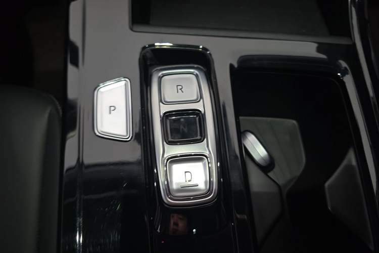 Used Hyundai Custo 2021 270TGDi Prestige LUX Gear Lever