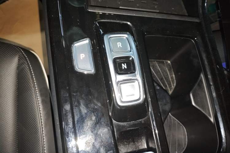 Used Hyundai Custo 2021 380TGDi Smart Love Flagship Edition TOP Premium Gear Lever