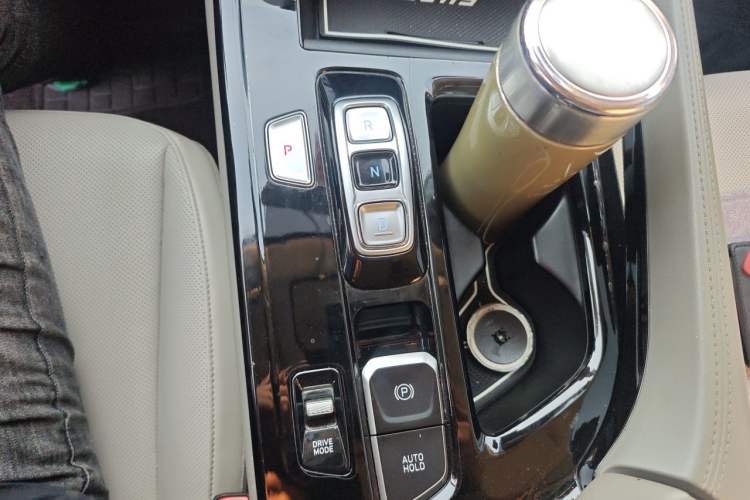 Used Hyundai Custo 2021 380TGDi Smart Luxury Premium LUX Gear Lever