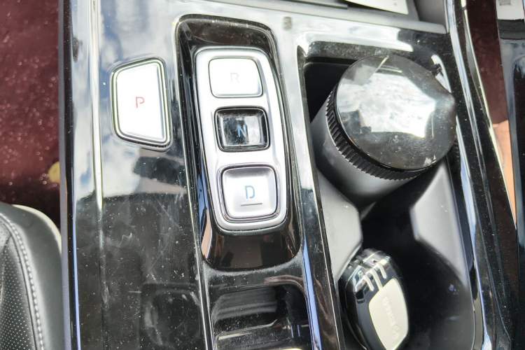 Used Hyundai Custo 2021 380TGDi Smart Love Flagship Edition TOP Premium Gear Lever