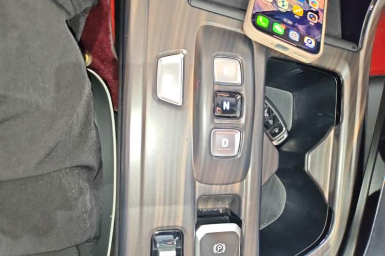 Used Hyundai Custo 2021 270TGDi Prestige LUX Gear Lever