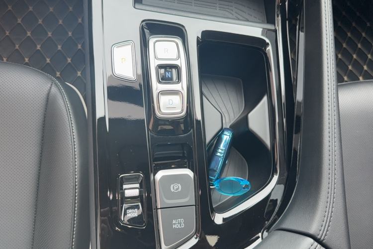 Used Hyundai Custo 2021 270TGDi Prestige LUX Gear Lever