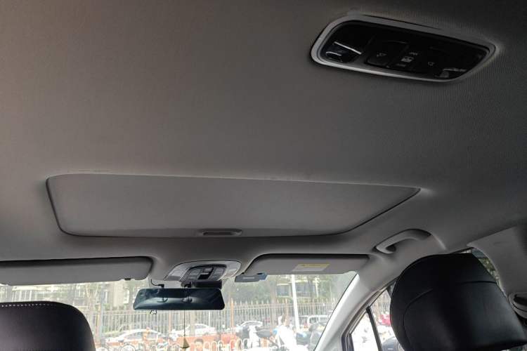 Used Hyundai Custo 2021 380TGDi Smart Love Flagship Edition TOP Premium Headliner