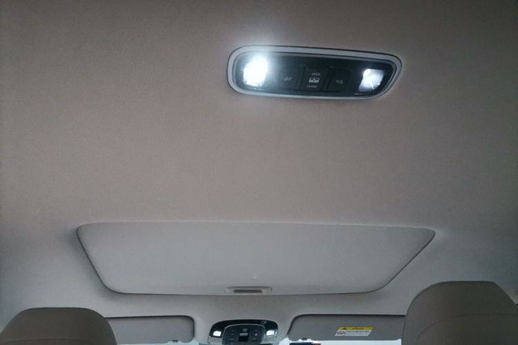 Used Hyundai Custo 2021 380TGDi Smart Love Flagship Edition TOP Premium Headliner