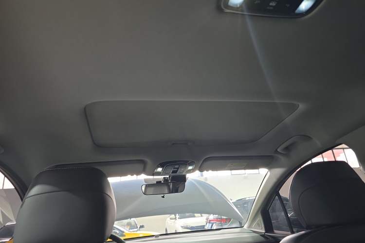 Used Hyundai Custo 2021 270TGDi Prestige LUX Headliner