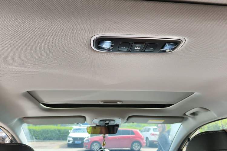 Used Hyundai Custo 2021 380TGDi Smart Love Flagship Edition TOP Premium Headliner