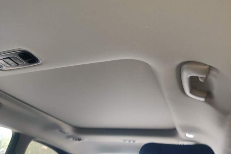 Used Hyundai Custo 2021 380TGDi Smart Love Flagship Edition TOP Premium Headliner