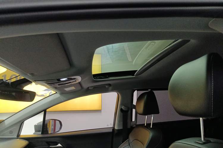 Used Hyundai Custo 2021 270TGDi Prestige LUX Headliner