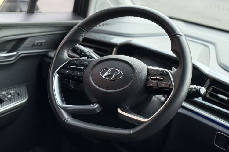 Used Hyundai Custo 2021 380TGDi Smart Luxury Premium LUX Interior 1
