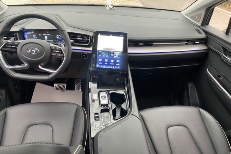 Used Hyundai Custo 2021 380TGDi Smart Love Flagship Edition TOP Premium Interior 1