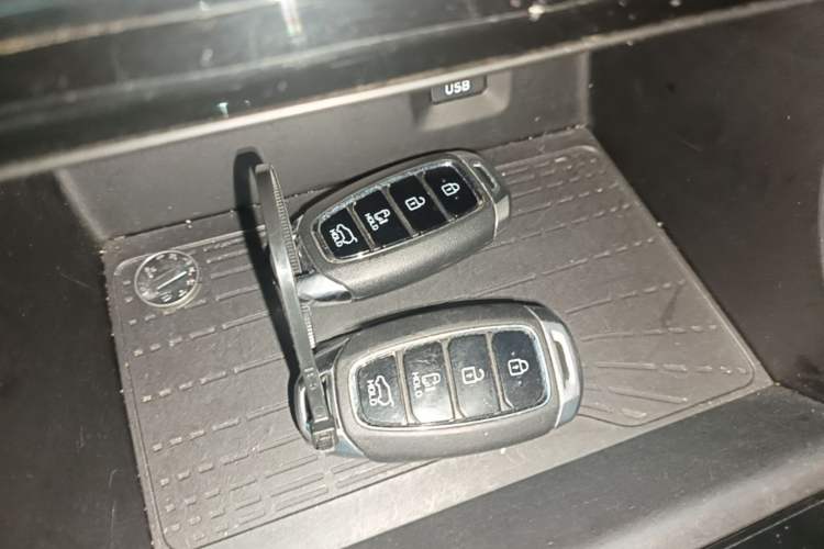 Used Hyundai Custo 2021 270TGDi Prestige LUX Interior 1