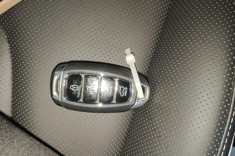 Used Hyundai Custo 2021 270TGDi Prestige LUX Interior 1