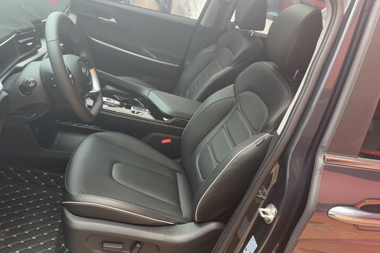 Used Hyundai Custo 2021 270TGDi Prestige LUX Interior 1