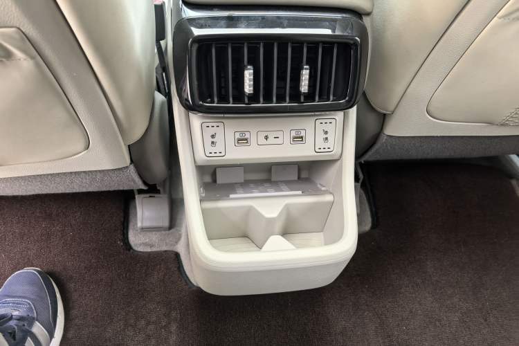 Used Hyundai Custo 2021 380TGDi Smart Love Flagship Edition TOP Premium Interior 10