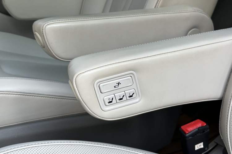 Used Hyundai Custo 2021 270TGDi Prestige LUX Interior 11