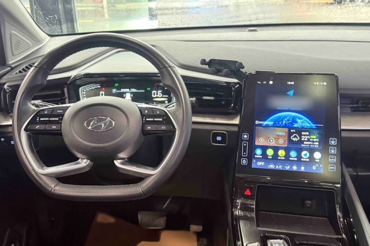 Used Hyundai Custo 2021 270TGDi Prestige LUX Interior 3