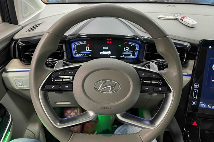 Used Hyundai Custo 2021 380TGDi Smart Love Flagship Edition TOP Premium Interior 3