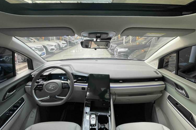 Used Hyundai Custo 2021 380TGDi Smart Luxury Premium LUX Interior 4