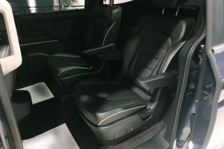 Used Hyundai Custo 2021 380TGDi Deluxe Edition DLX Interior 4