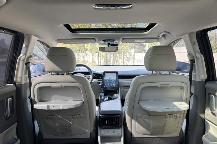 Used Hyundai Custo 2021 270TGDi Prestige LUX Interior 5