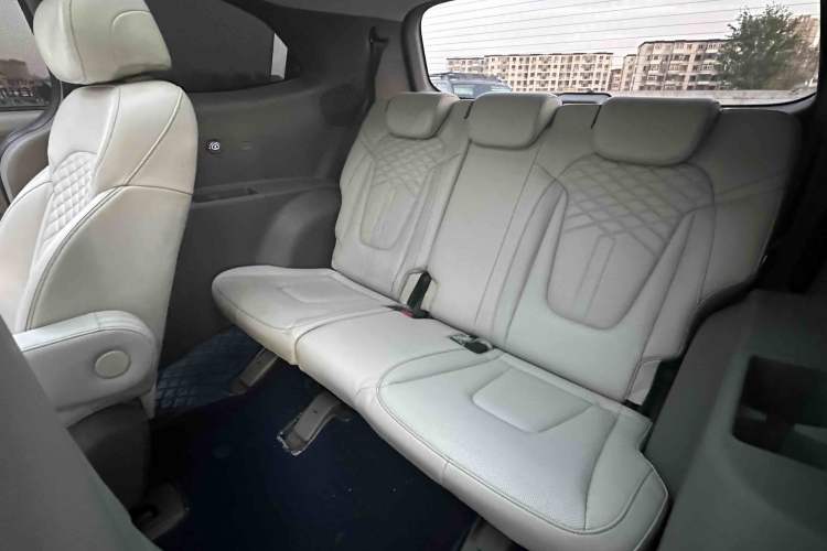 Used Hyundai Custo 2021 270TGDi Prestige LUX Interior 5