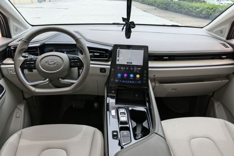 Used Hyundai Custo 2021 380TGDi Smart Love Flagship Edition TOP Premium Interior 6