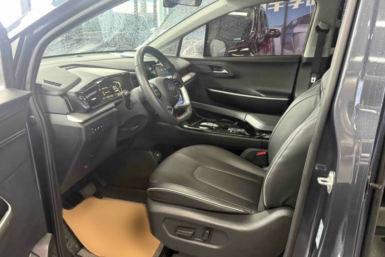 Used Hyundai Custo 2021 270TGDi Prestige LUX Interior 8