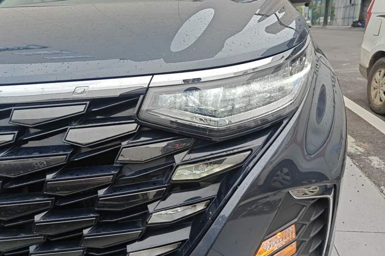 Used Hyundai Custo 2021 380TGDi Smart Luxury Premium LUX Left Front Headlight