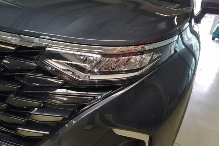 Used Hyundai Custo 2021 380TGDi Smart Luxury Premium LUX Left Front Headlight