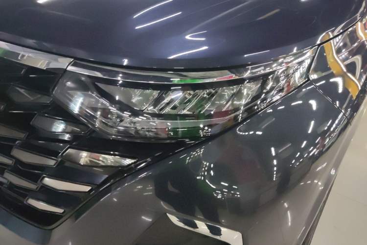 Used Hyundai Custo 2021 380TGDi Smart Love Flagship Edition TOP Premium Left Front Headlight