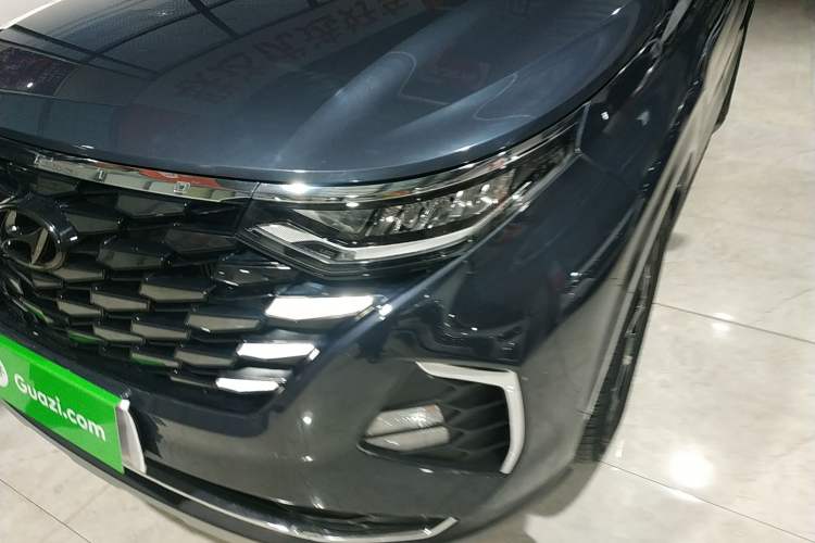 Used Hyundai Custo 2021 380TGDi Deluxe Edition DLX Left Front Headlight