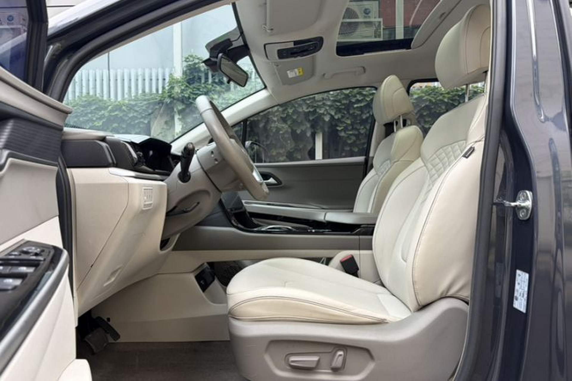 Used Hyundai Custo 2021 270TGDi Prestige LUX Left Front Seat