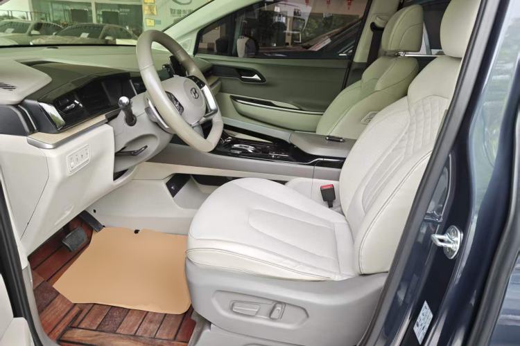 Used Hyundai Custo 2021 380TGDi Smart Love Flagship Edition TOP Premium Left Front Seat