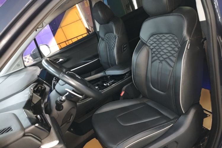 Used Hyundai Custo 2021 380TGDi Smart Love Flagship Edition TOP Premium Left Front Seat