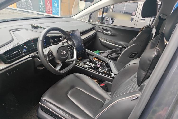 Used Hyundai Custo 2021 380TGDi Smart Luxury Premium LUX Left Front Seat