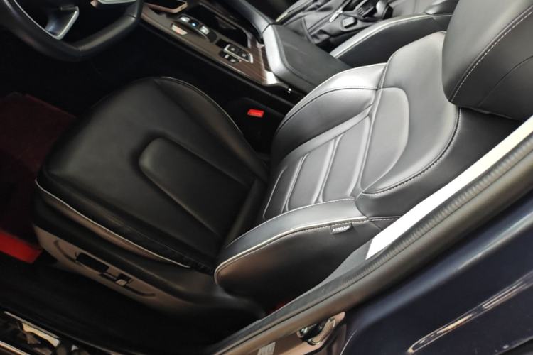 Used Hyundai Custo 2021 270TGDi Prestige LUX Left Front Seat