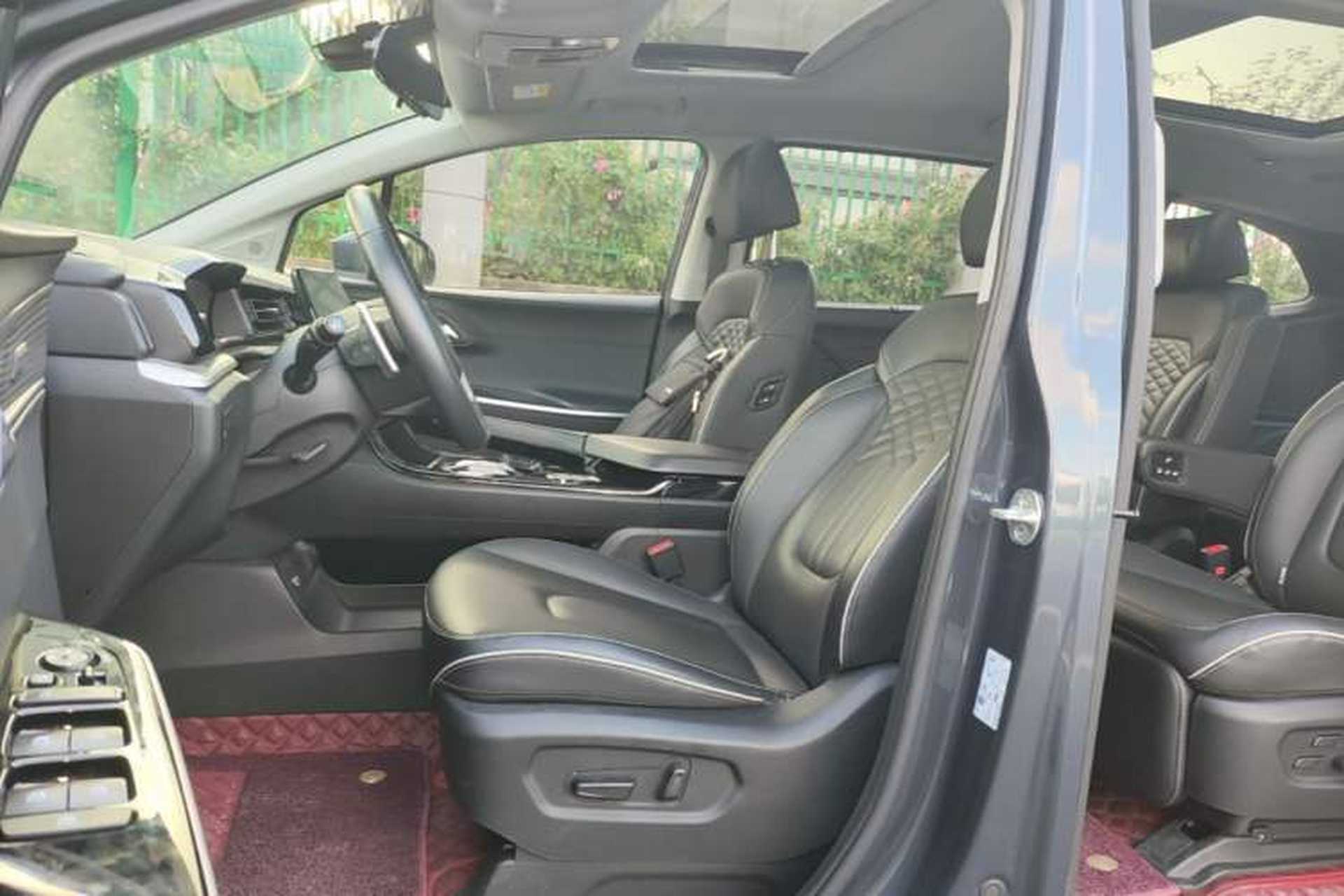 Used Hyundai Custo 2021 380TGDi Smart Luxury Premium LUX Left Front Seat