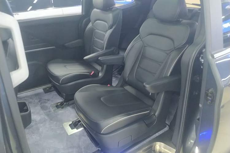 Used Hyundai Custo 2021 270TGDi Prestige LUX Left Rear Seat