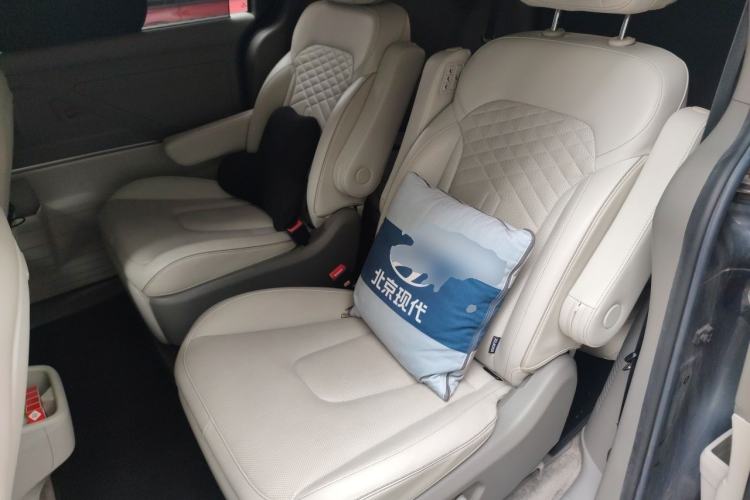 Used Hyundai Custo 2021 270TGDi Prestige LUX Left Rear Seat