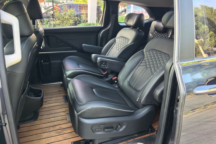 Used Hyundai Custo 2021 270TGDi Prestige LUX Left Rear Seat