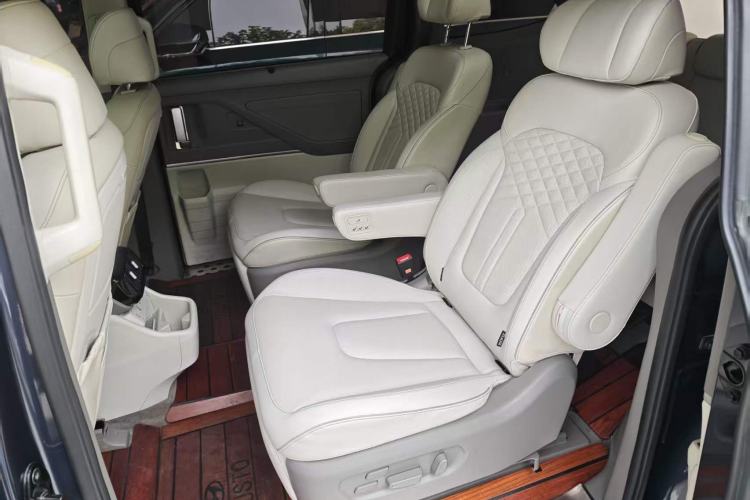 Used Hyundai Custo 2021 380TGDi Smart Love Flagship Edition TOP Premium Left Rear Seat
