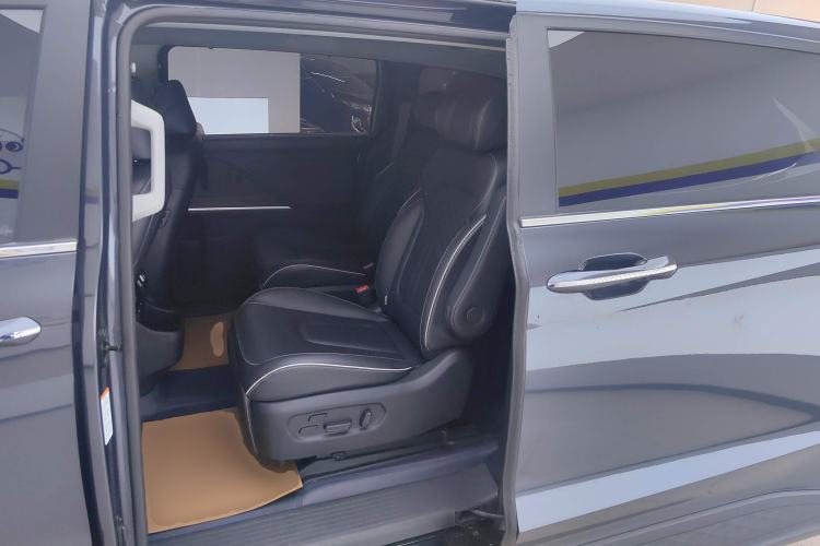 Used Hyundai Custo 2021 380TGDi Smart Love Flagship Edition TOP Premium Left Rear Seat