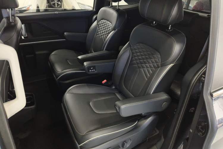 Used Hyundai Custo 2021 380TGDi Smart Love Flagship Edition TOP Premium Left Rear Seat