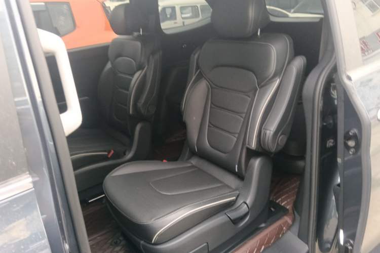 Used Hyundai Custo 2021 270TGDi Prestige LUX Left Rear Seat
