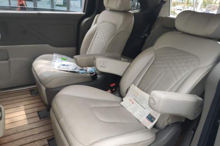 Used Hyundai Custo 2021 380TGDi Smart Love Flagship Edition TOP Premium Left Rear Seat